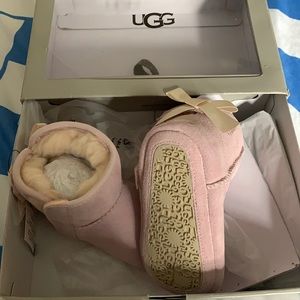 UGG (Baby 6-12mnths)